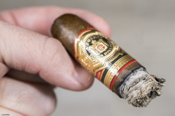 ARTURO FUENTE - Don Carlos Limited Editions The Man's 80th Eye of the Bull